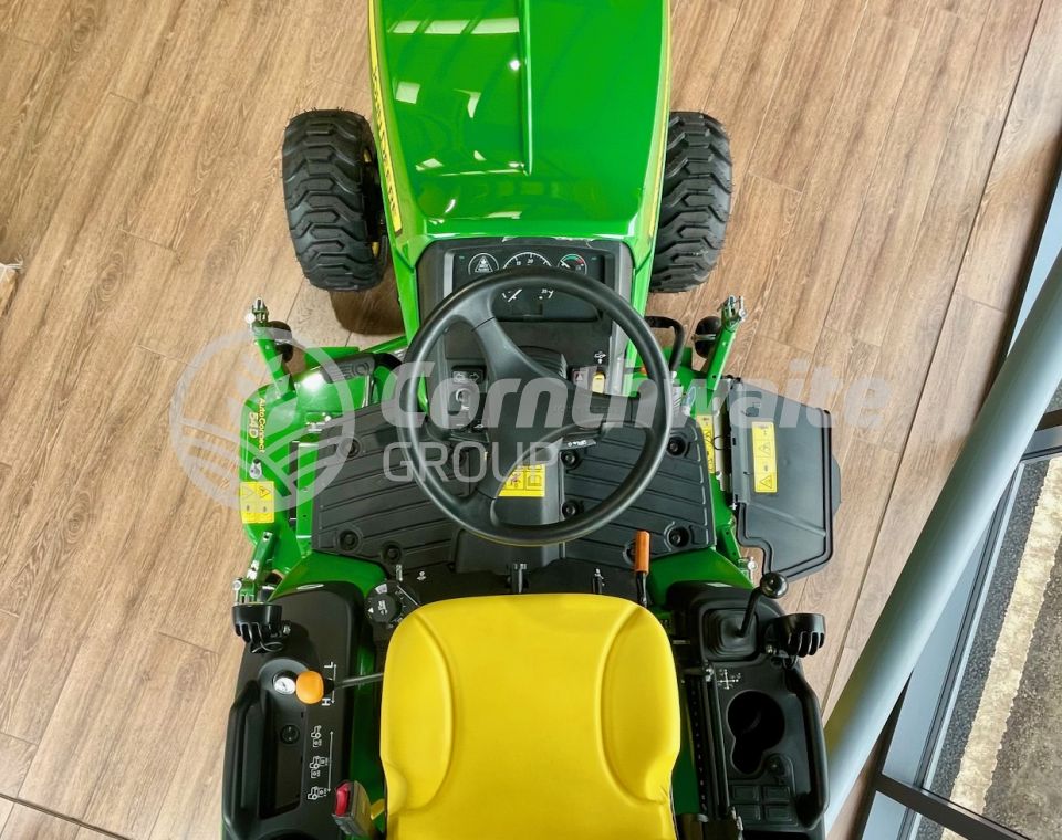 John Deere 1026R