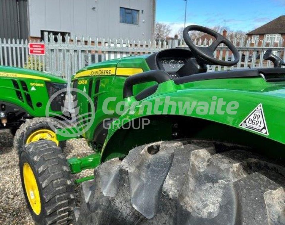 John Deere 4066M