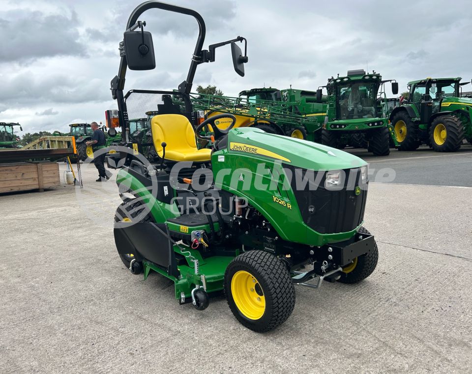 John Deere 1026R