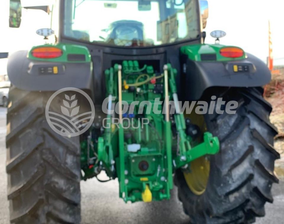 John Deere 6R 130