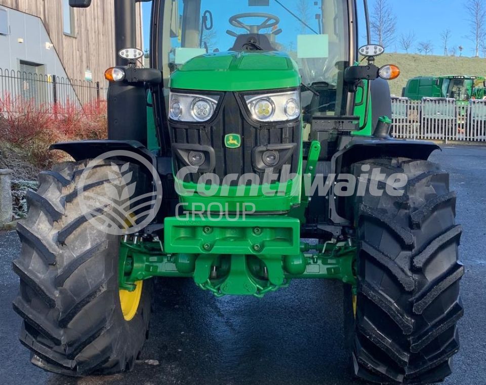 John Deere 6R 130