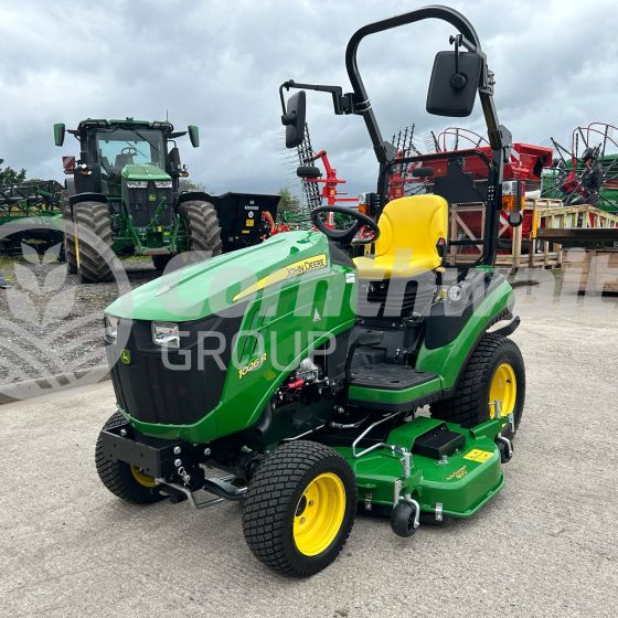 John Deere 1026R