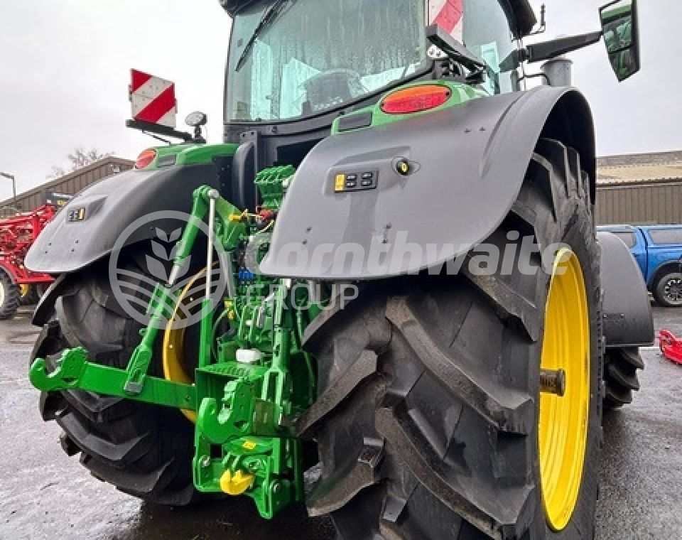 John Deere 6R 250