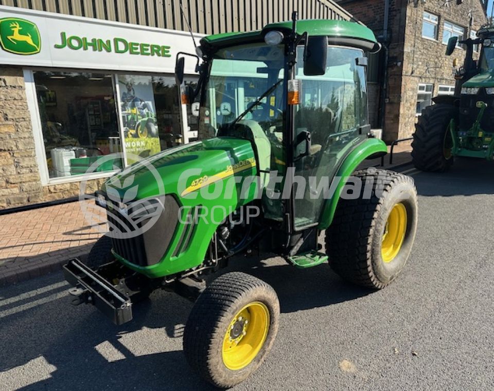 John Deere 4720