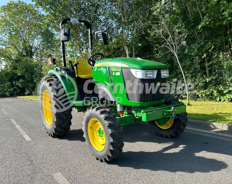 John Deere 4066M