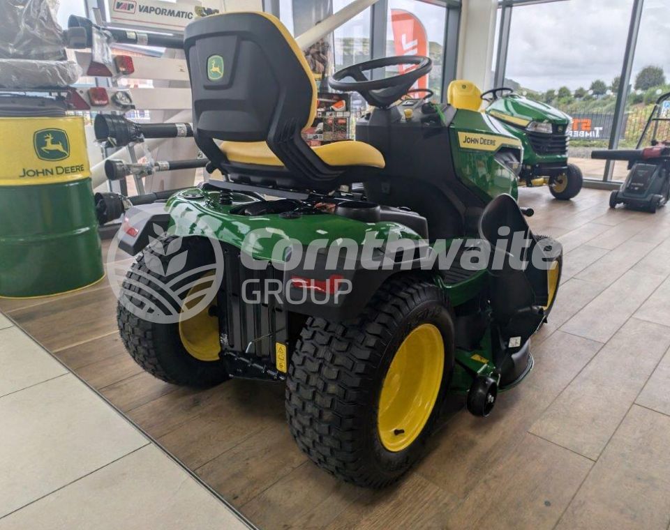 John Deere X167