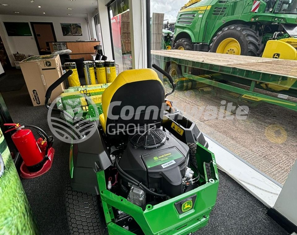 John Deere Z320M