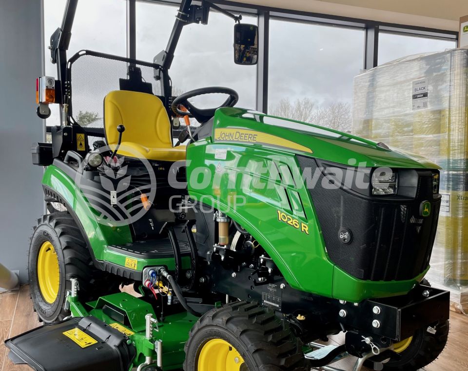 John Deere 1026R