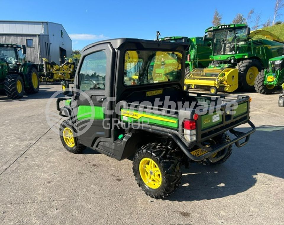 John Deere 865M