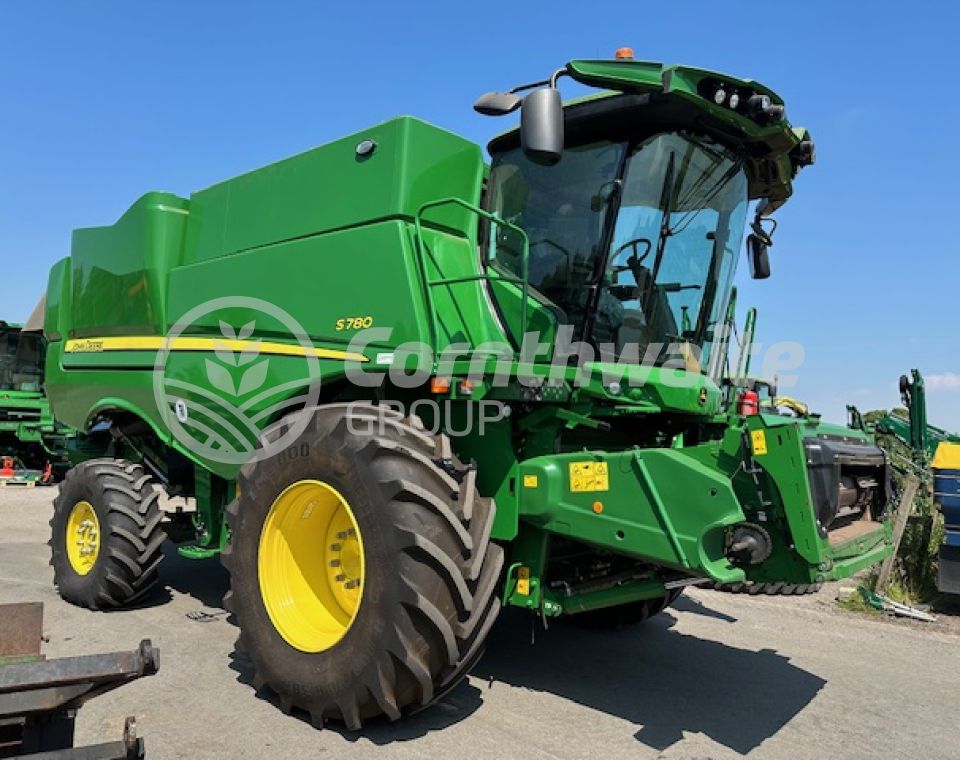 John Deere S780