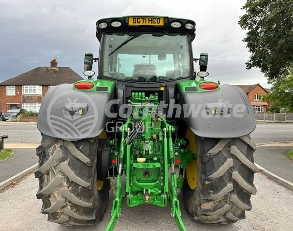 John Deere 6175R