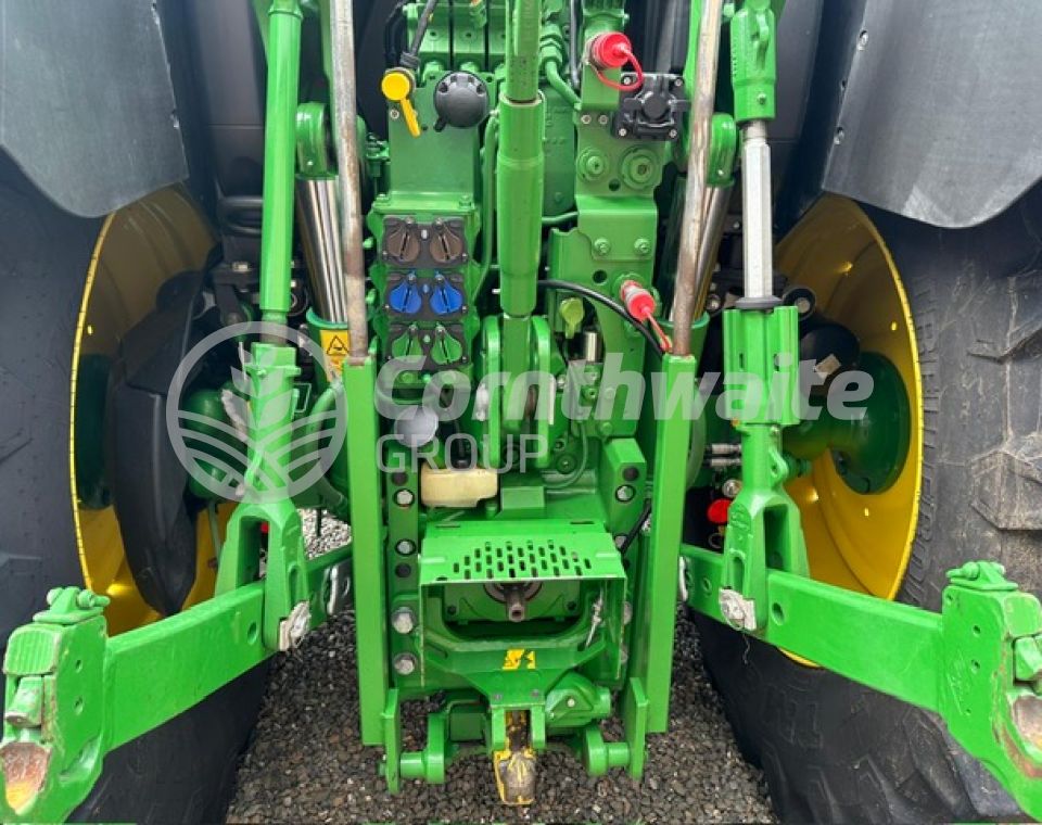 John Deere 6R140