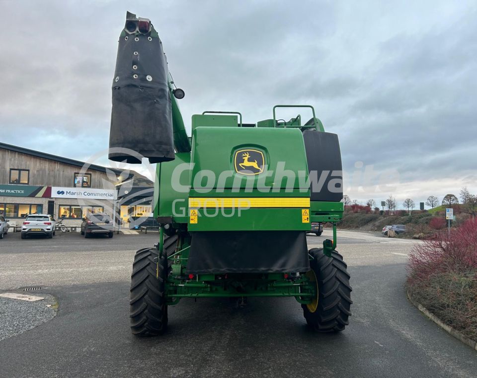 John Deere T550