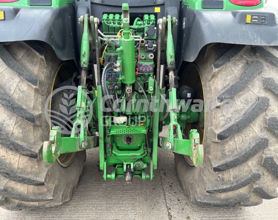 John Deere 6155R