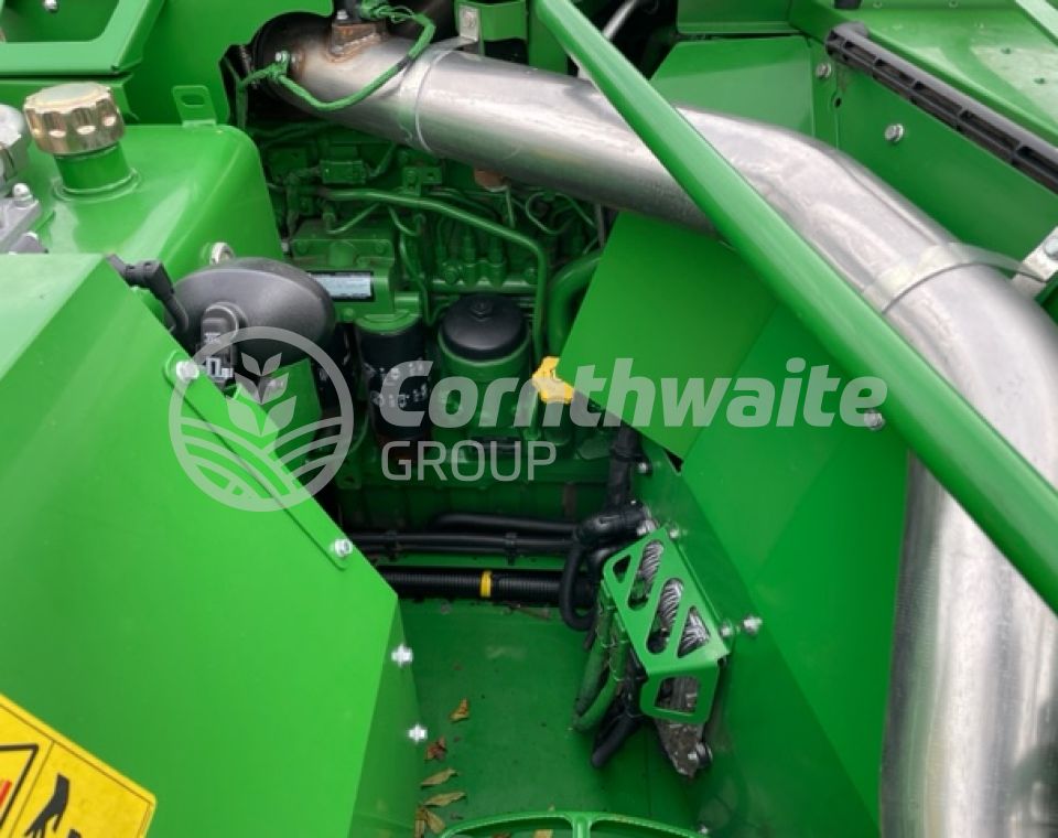 John Deere T560i