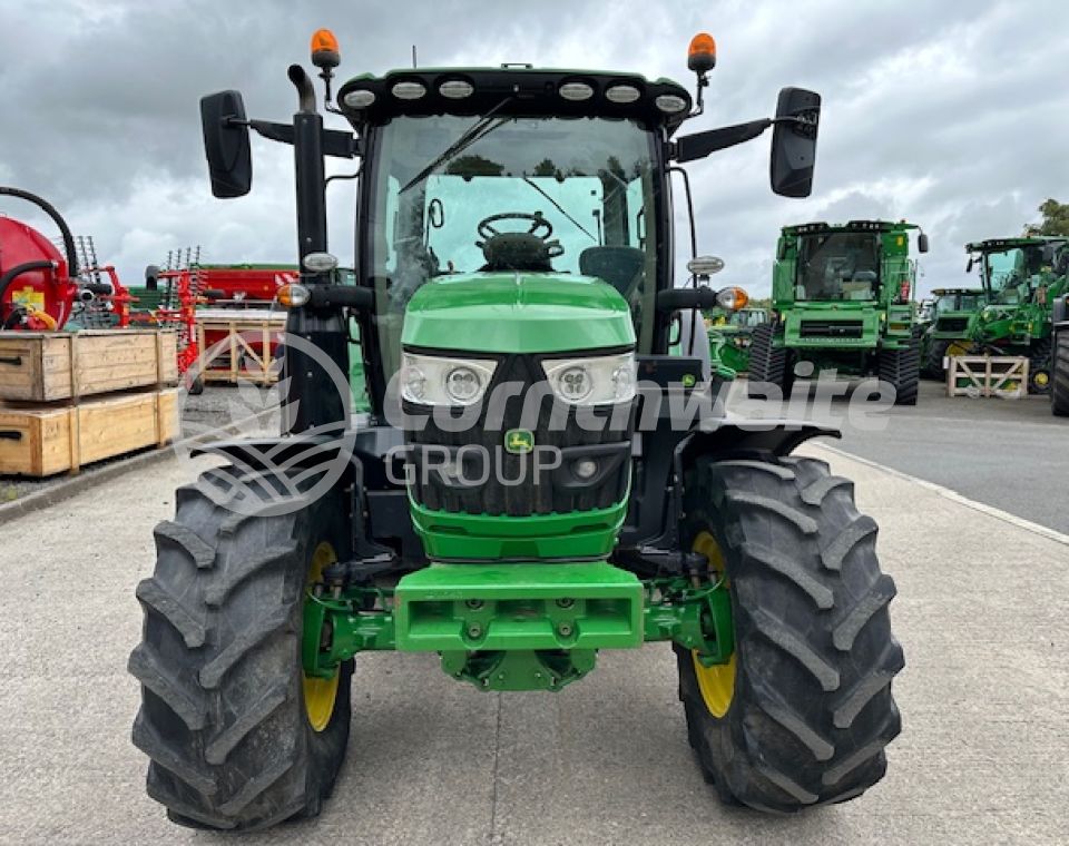 John Deere 6130R