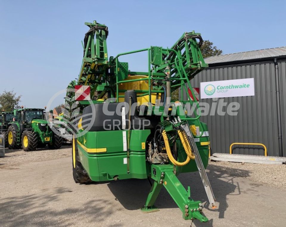 John Deere R952i