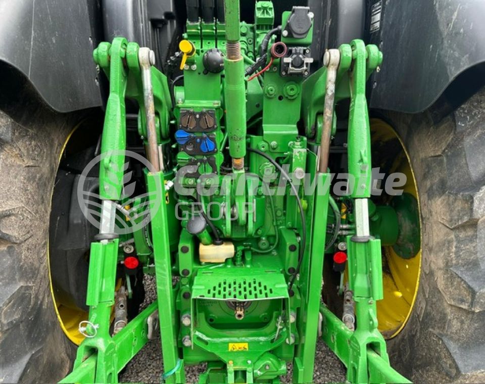 John Deere 6145R