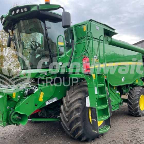 John Deere T560i