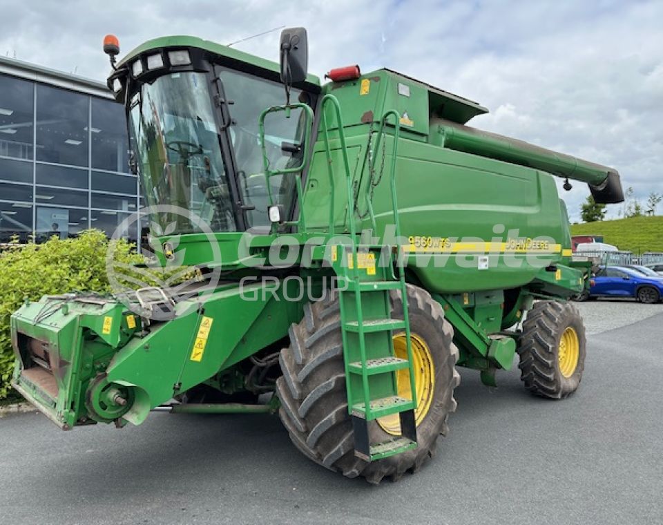 John Deere 9560 WTS Combine Harvester