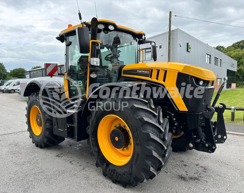 JCB Fastrac ICON 4220