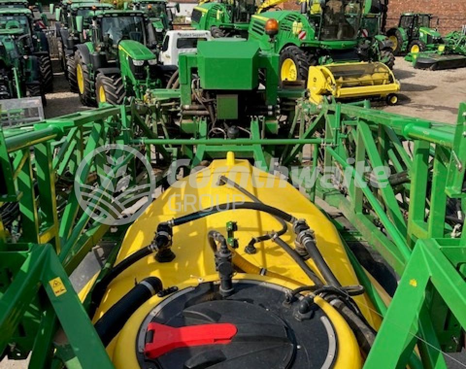 John Deere R952i