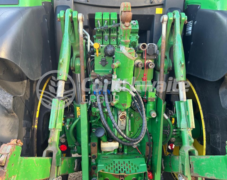 John Deere 6145R