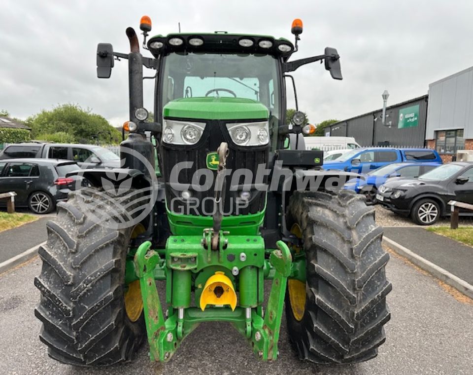 John Deere 6R 195