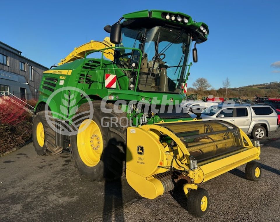 John Deere 8300i Forager