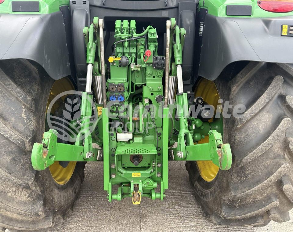 John Deere 6R 150