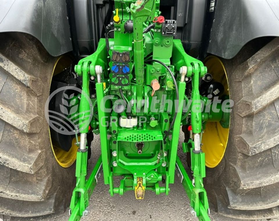 John Deere 6R 155