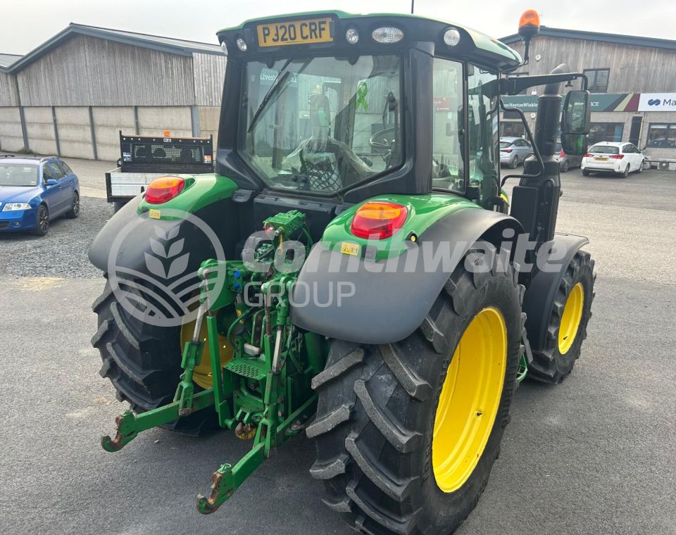 John Deere 6120M