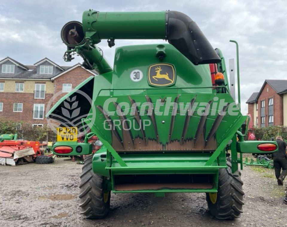 John Deere T560i