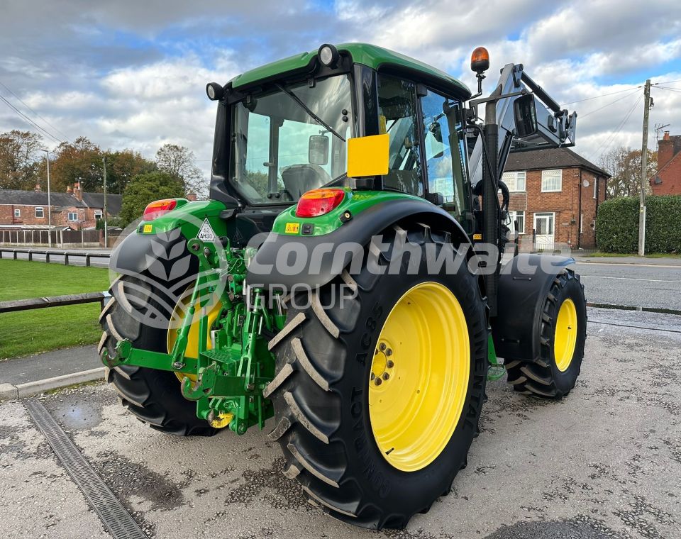 John Deere 6330