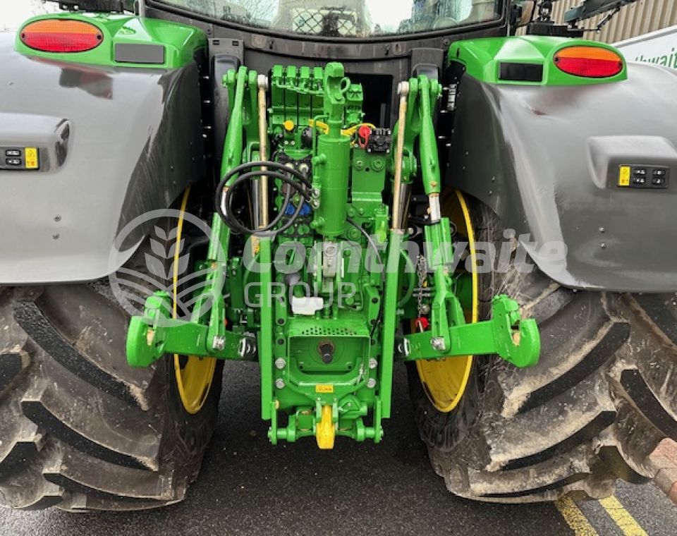 John Deere 6R 155