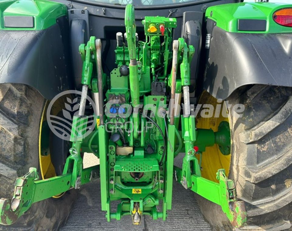 John Deere 6130R