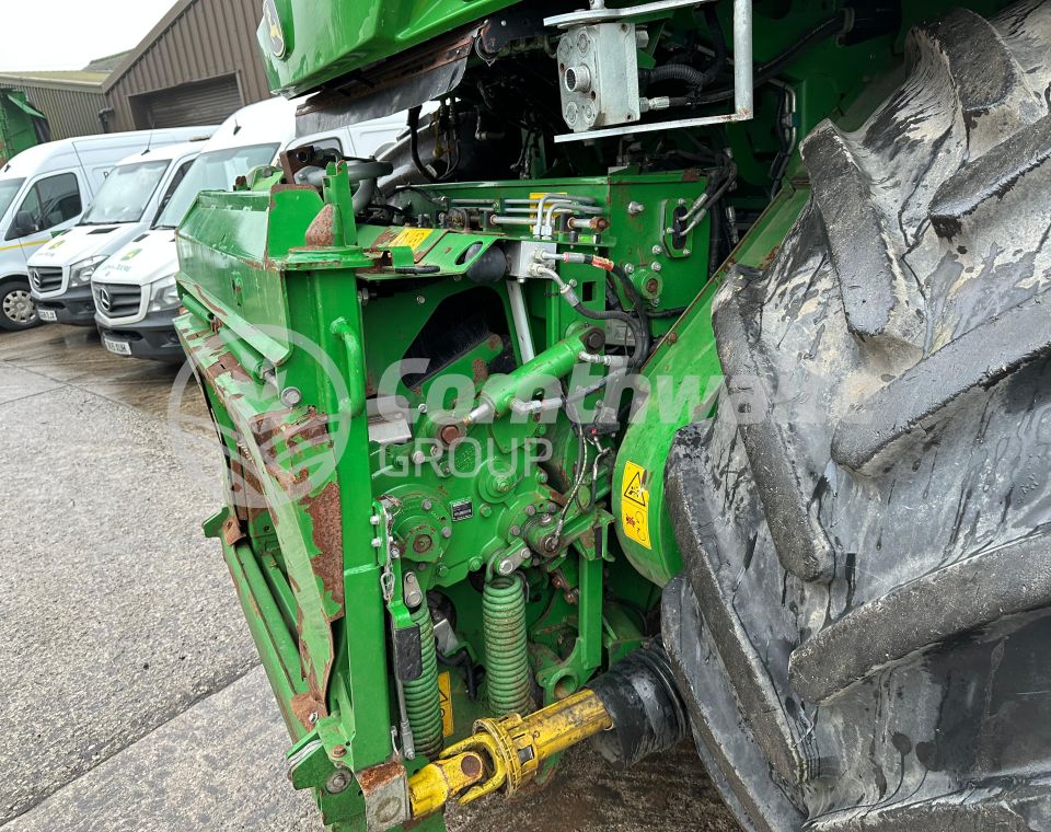 John Deere 8800