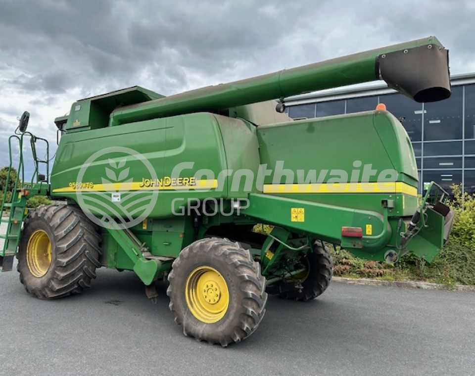 John Deere 9560 WTS Combine Harvester