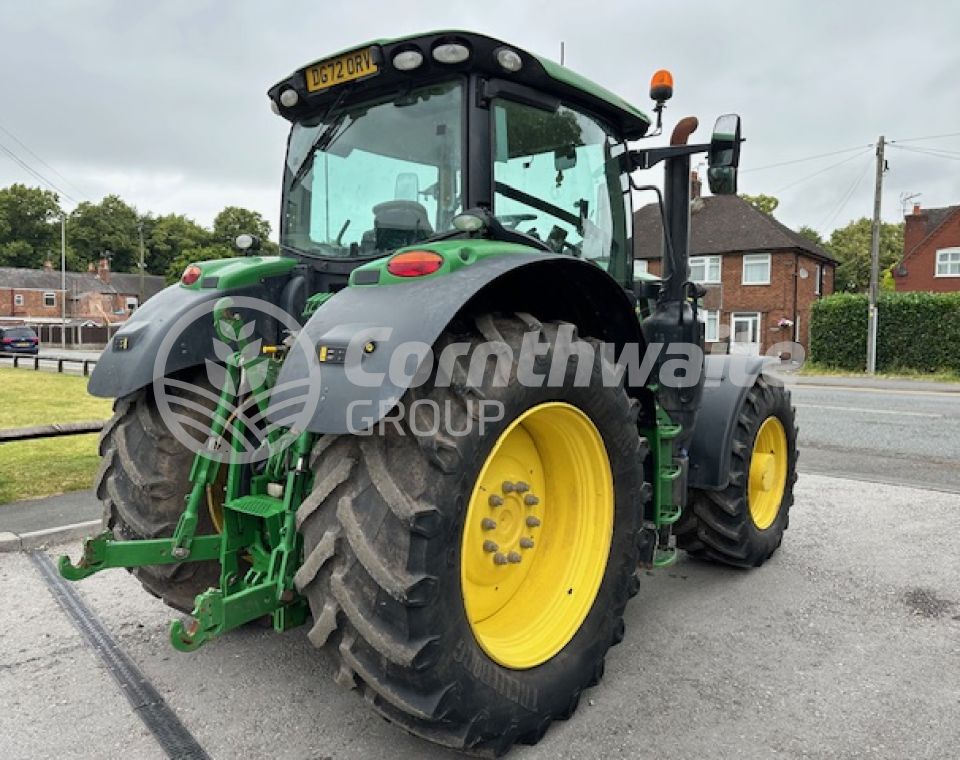 John Deere 6R 195