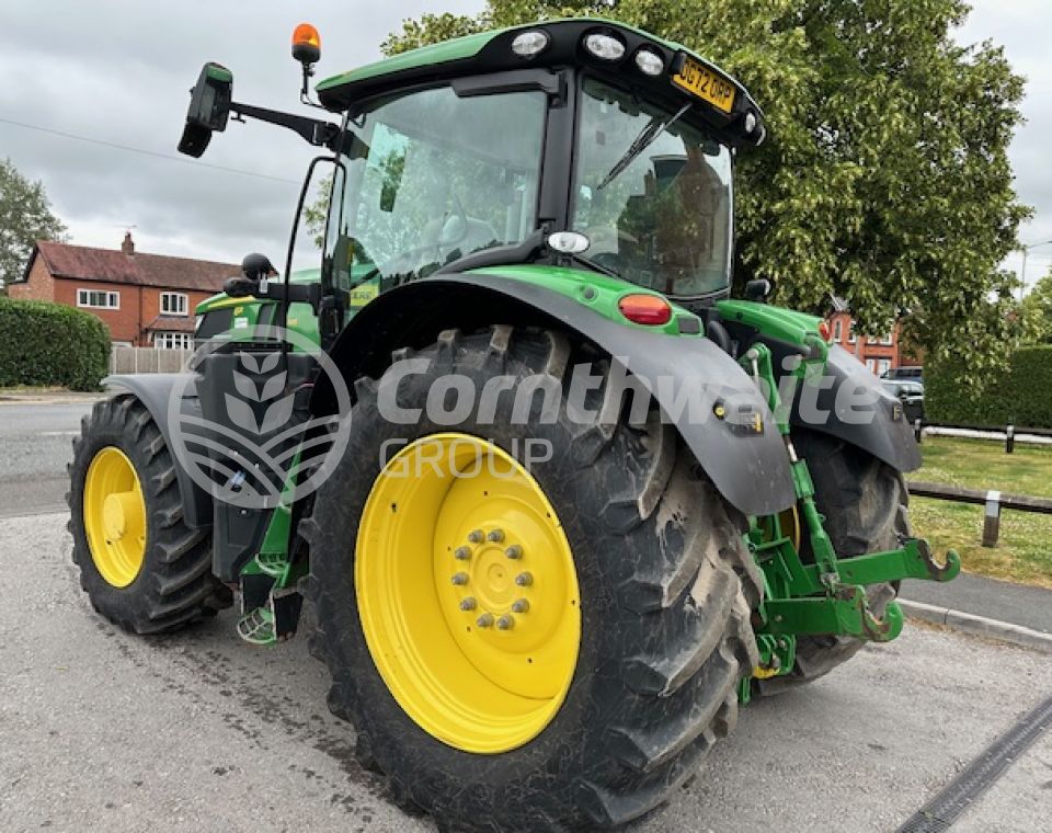 John Deere 6R 195