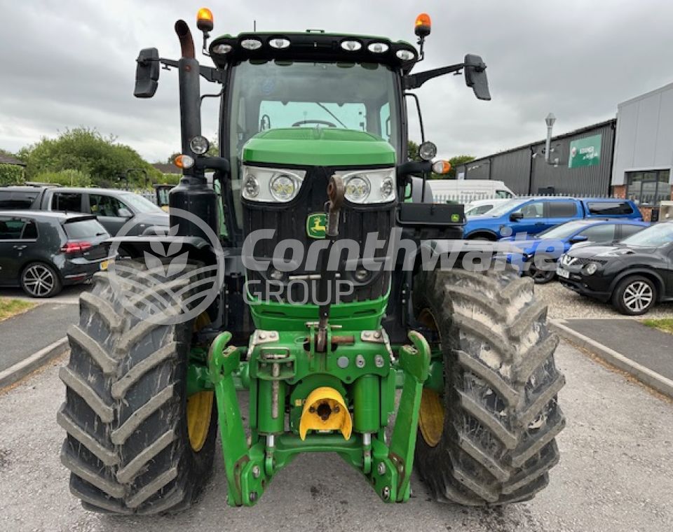 John Deere 6R 195