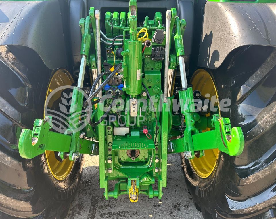 John Deere 6R 150