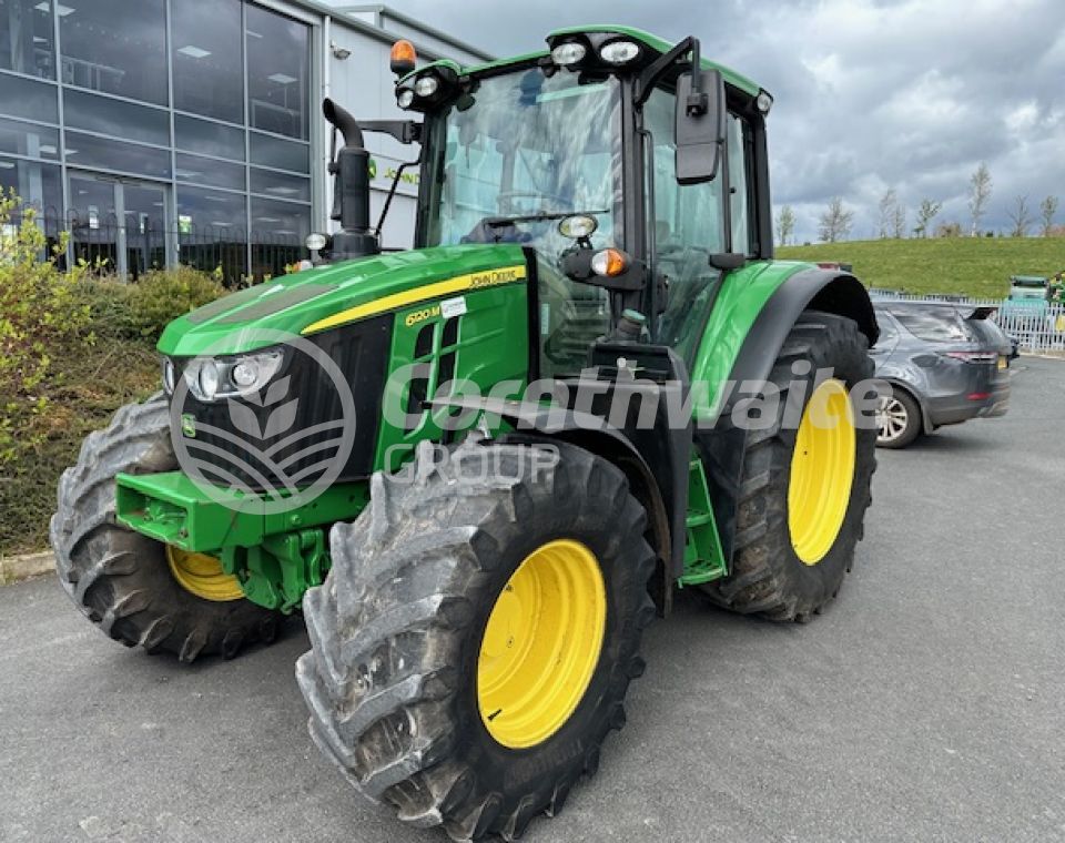 John Deere 6120M