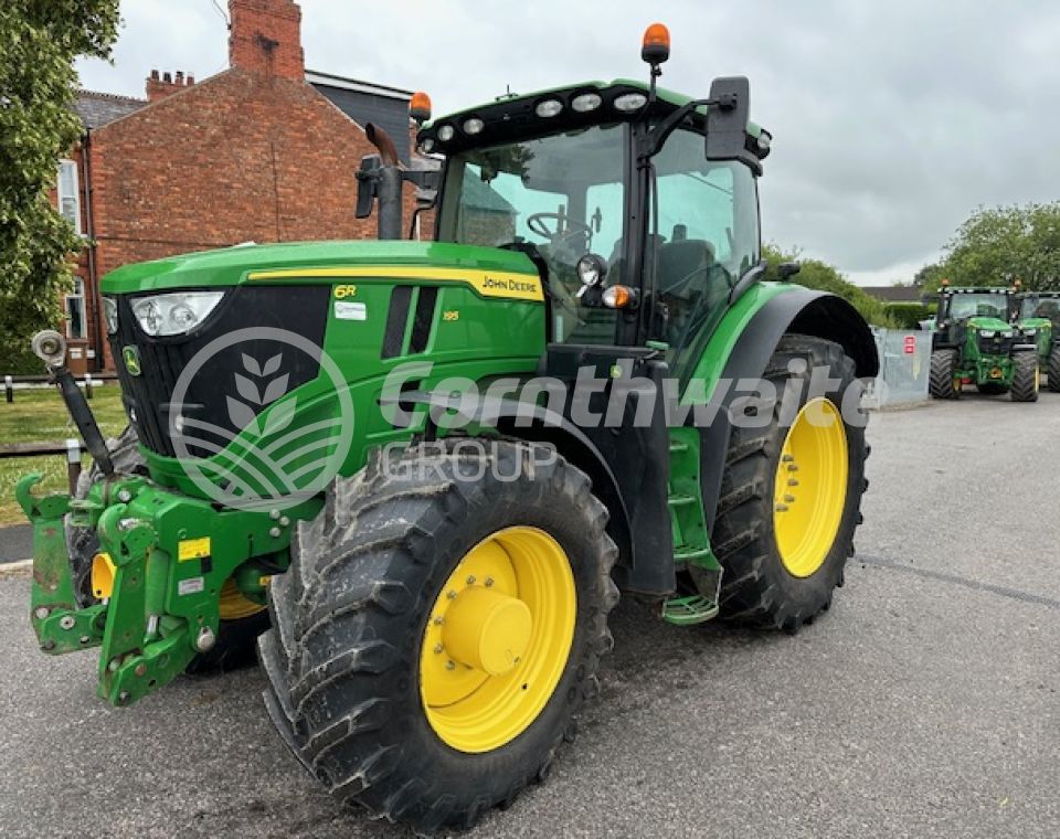 John Deere 6R 195