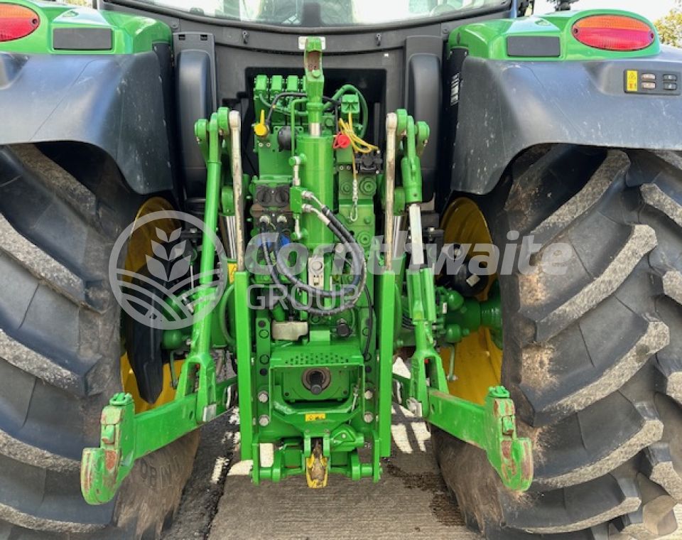 John Deere 6R 150