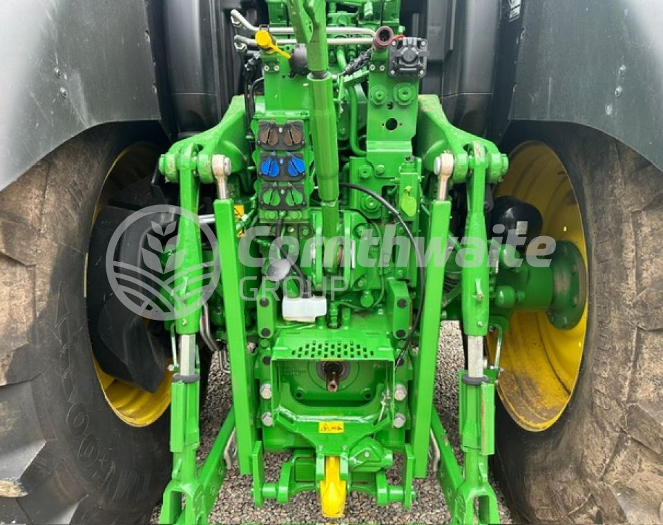 John Deere 6145R