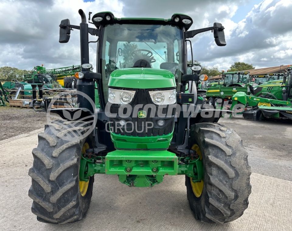 John Deere 6130R