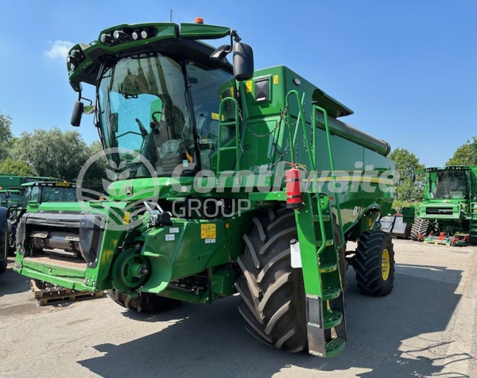 John Deere S780