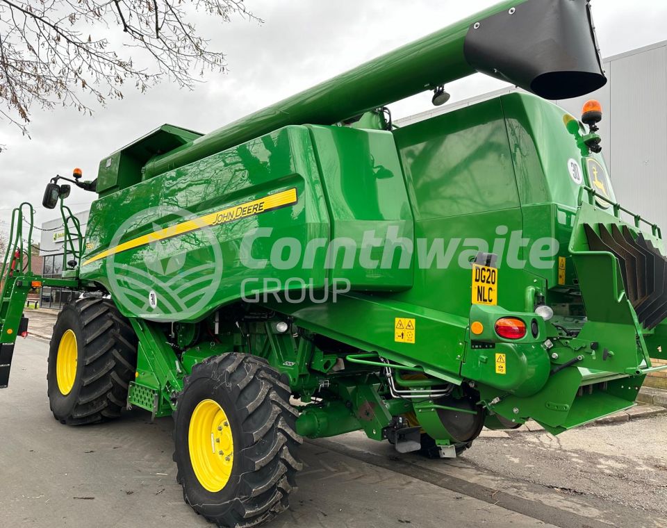 John Deere T550