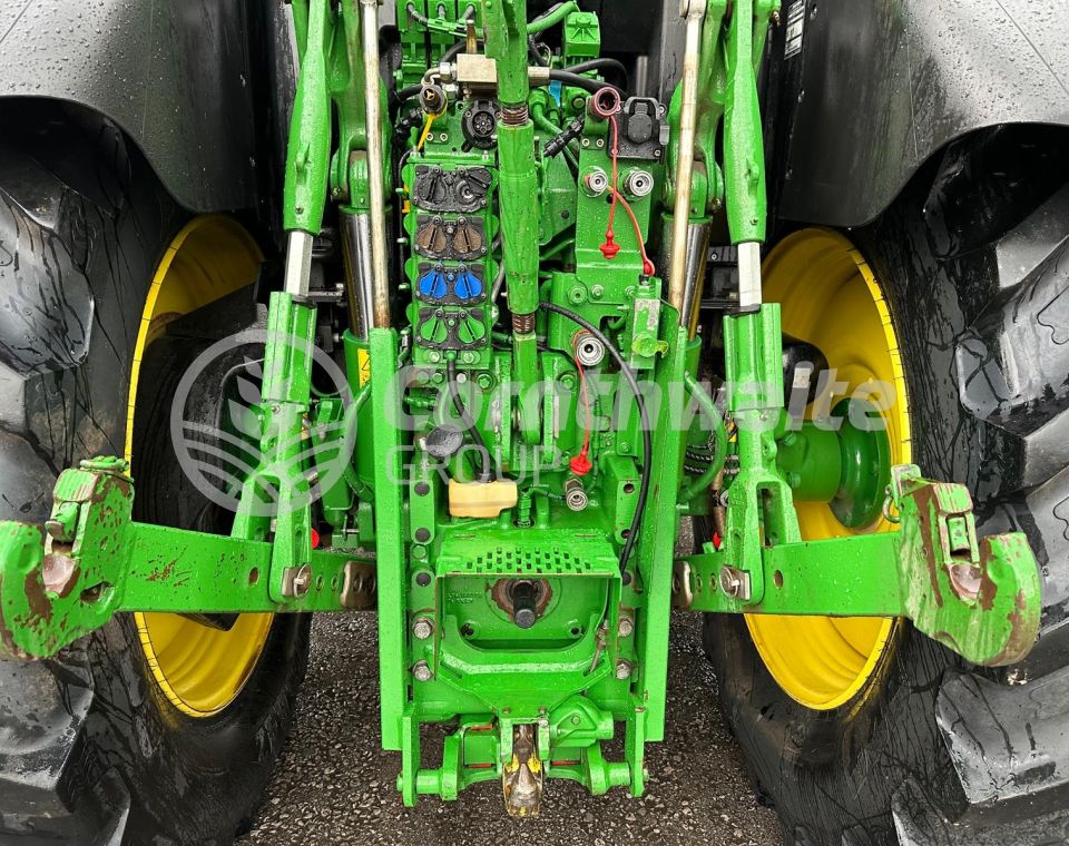 John Deere 6155R